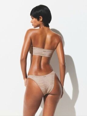 -SKIMS NWT Signature Swim Set  in the color Dune Crocodile. Beige S/M